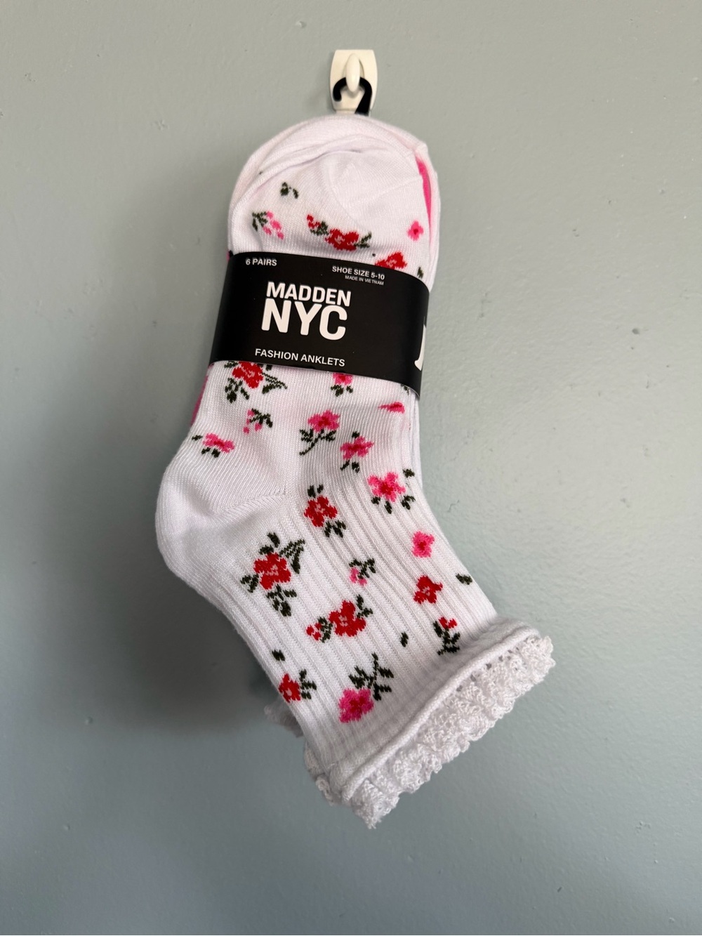 Madden NYC White Floral Fashion Anklets - 6 Pack